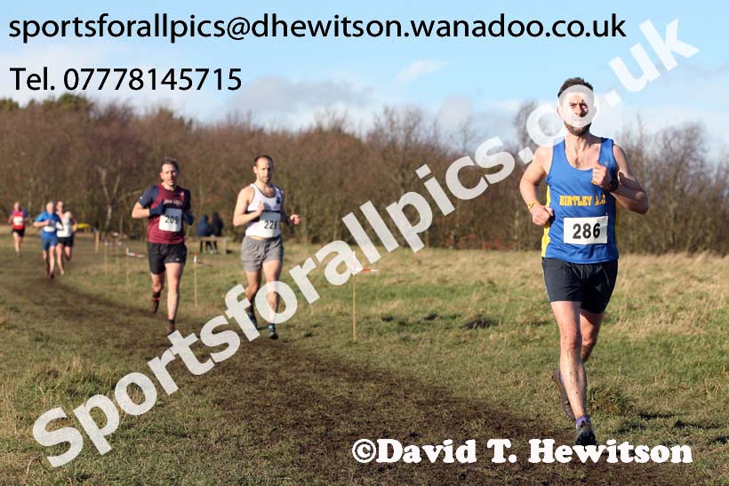 Mens masters 35s to 64s North Eastern Masters, Wallsend. Photo: David T. Hewitson/Sports for All Pics